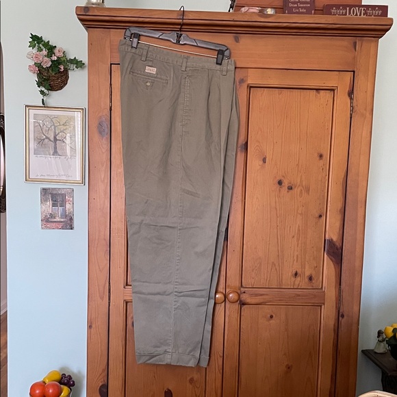 Ralph Lauren Olive Chinos, Size 42 by 30 - Picture 1 of 8